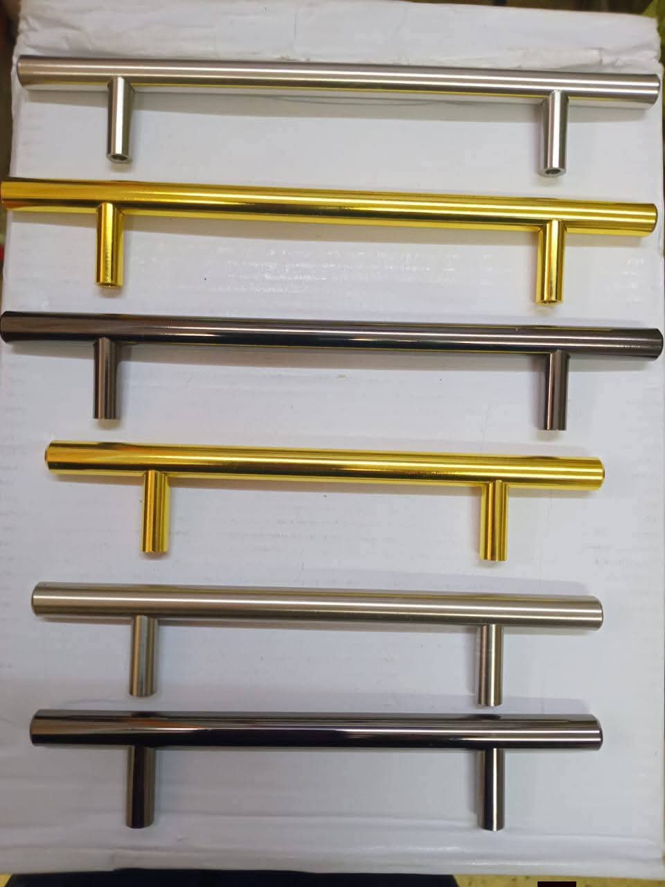 Cabinet handles