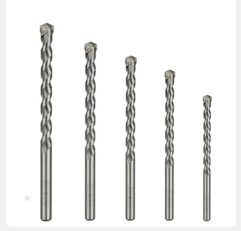 Masonry drill bits